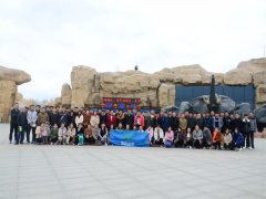 公司組織員工春游，熔煉團(tuán)隊(duì)